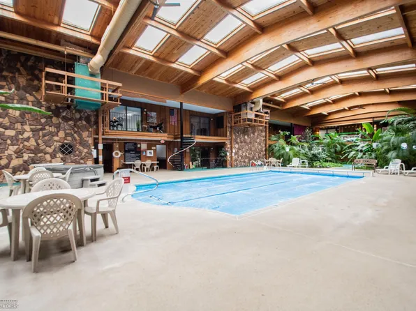 3250 15th Ave S APT 3, Fargo, ND 58103