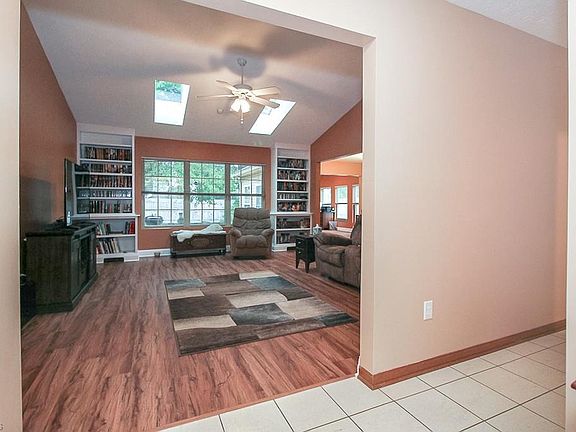 4th image of 356 Bayberry Dr