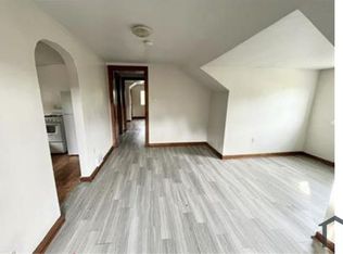 2582 Pitcairn Rd #3, Monroeville, PA 15146