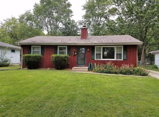 1214 E Farragut St, Crown Point, IN 46307