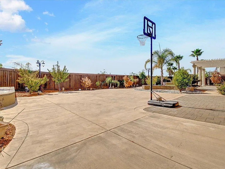 1852 Saddle Park Pl — Photo 73