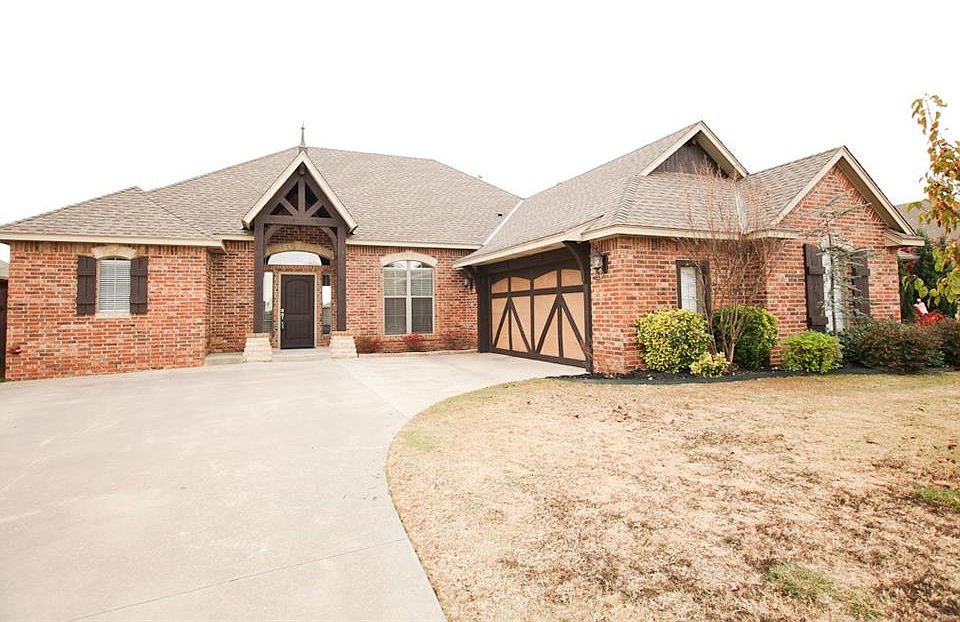 1st image of 804 Carol Ann Pl