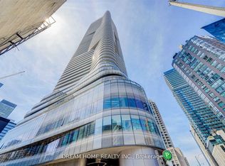 11 Wellesley St W #2811, Toronto, ON M4Y 0G4