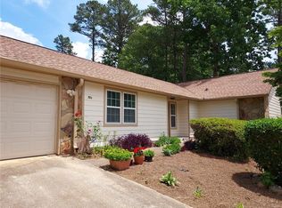 646 Post Road Dr, Stone Mountain, GA 30088