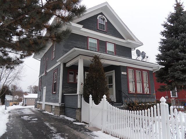 2nd image of 524 5th St