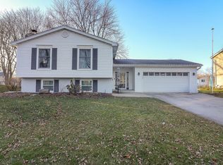 2244 Kingston Dr, Wheaton, IL