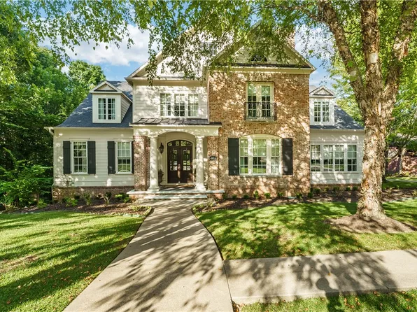 4953 Prestwick South Cir, Fayetteville, AR 72704
