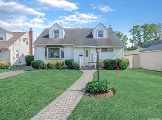 280 Wheeler Ave, Valley Stream, NY 11580