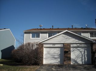 1797 Raleigh Ln, Hoffman Estates, IL 60169