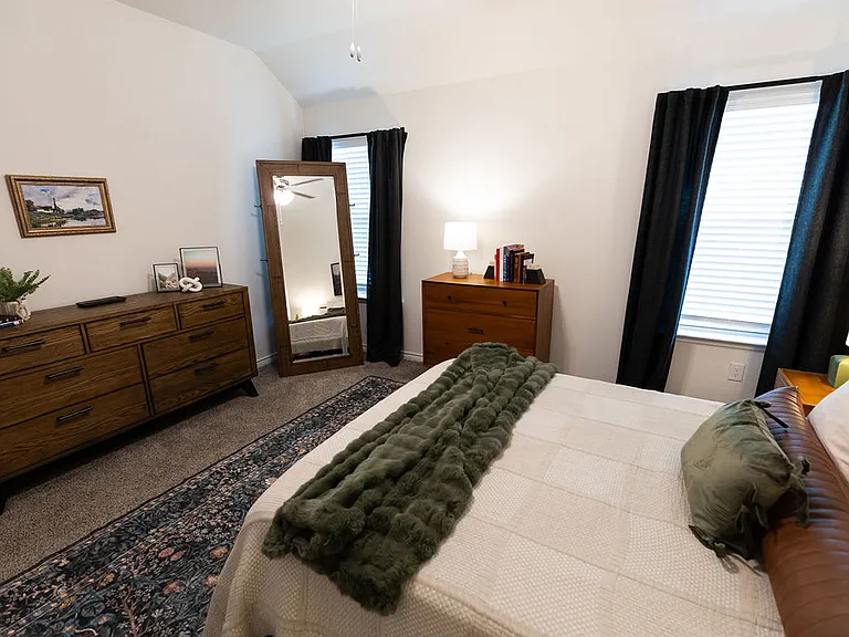 619 Willow View Way — Photo 4