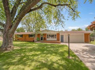 4717 Willow Dr, Bay City, MI