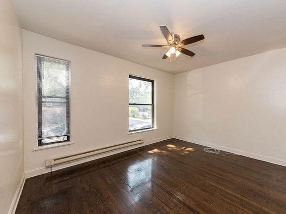 2nd image of 2905 N Mildred Ave #29073