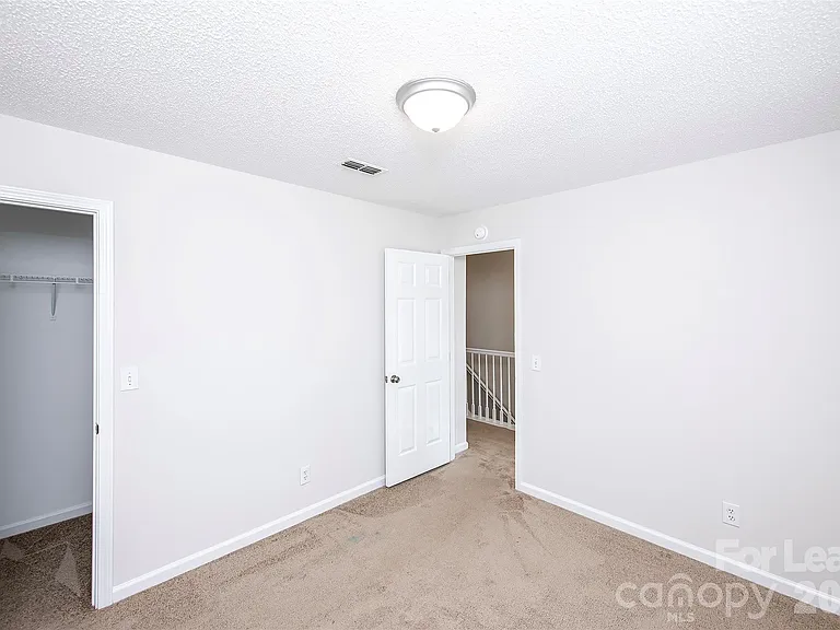7405 Wapiti Ct — Photo 20