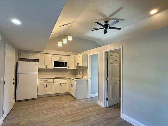 3rd image of 508 Finley Ave #A