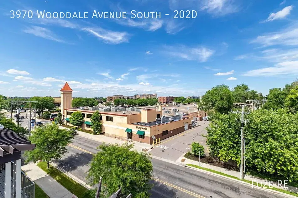 Luxury Condo in Saint Louis Park! — Photo 4