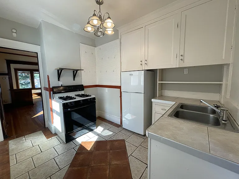 2549 Fillmore St NE #2 — Photo 9