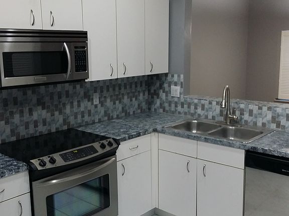 3rd image of 17223 NW 6th Ct