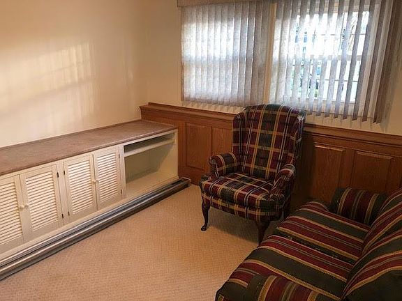 4th image of 2260 Mistwood Cir