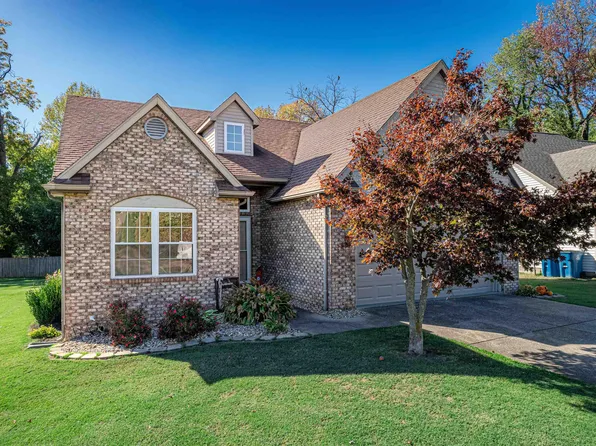 7920 Bayberry Dr, Evansville, IN 47711