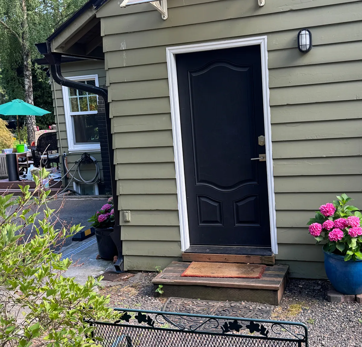 SW Flower Ter, Portland — Photo 3