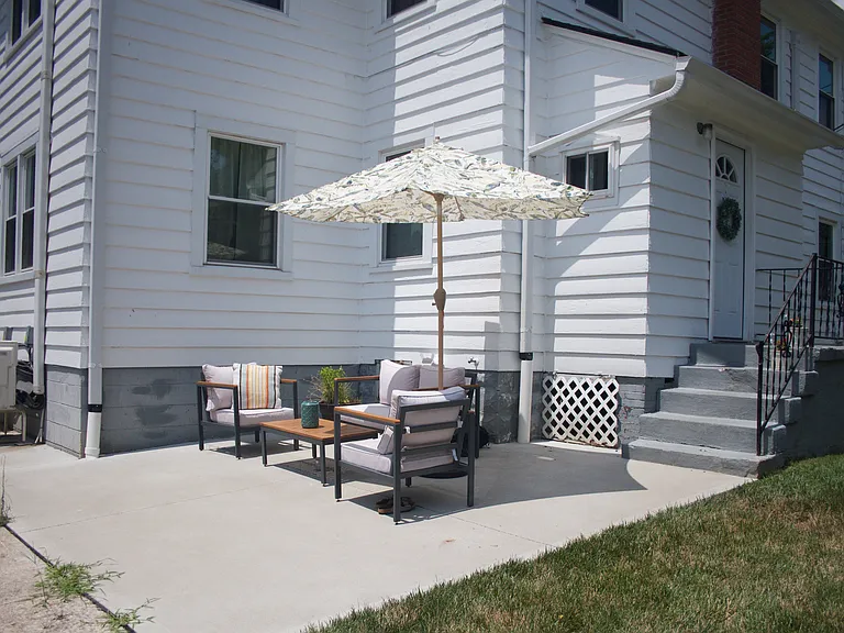 4123 Saint James Ave #1 — Photo 3