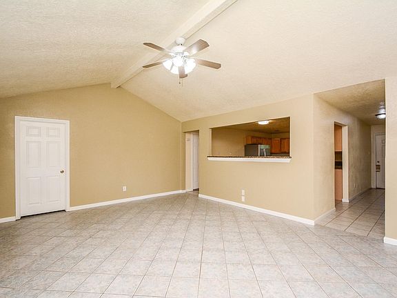 4th image of 3203 Willie Way