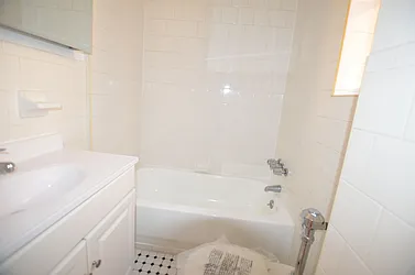 Rented by Manhattan Realty Group