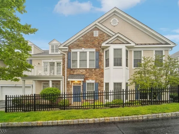 50 Talus Rd, Woodland Park, NJ 07424