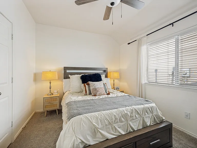 9716 Hedge Bell Dr — Photo 3