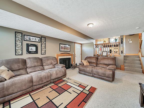 5th image of 4443 Knickel Dr