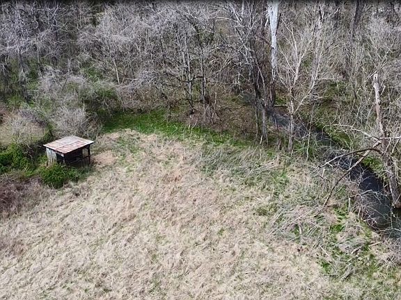 4th image of 129 Cross Valley Rd