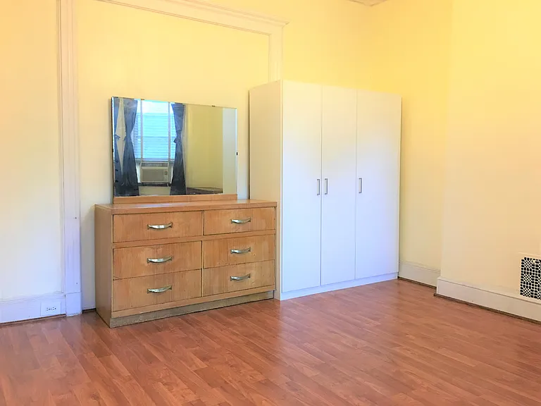 10 West St #1 — Photo 3