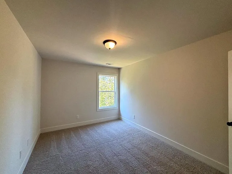 4526 Highland Gate Pkwy — Photo 17