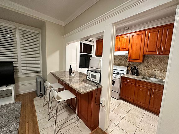 5th image of 721 Bush St #206C