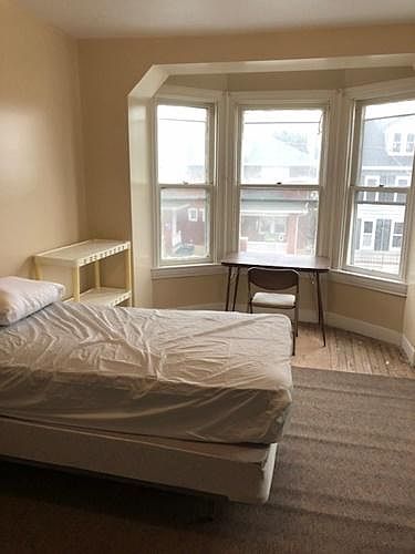 2nd image of 1525 W Philadelphia St APT 4
