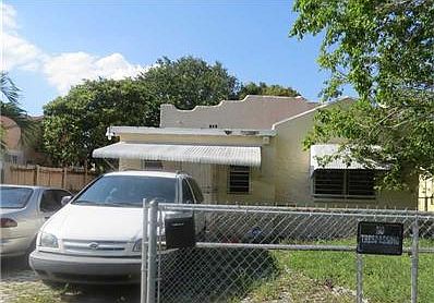 1st image of 645 NE 130th St
