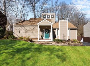 9900 Mosswood Rd, North Chesterfield, VA 23236