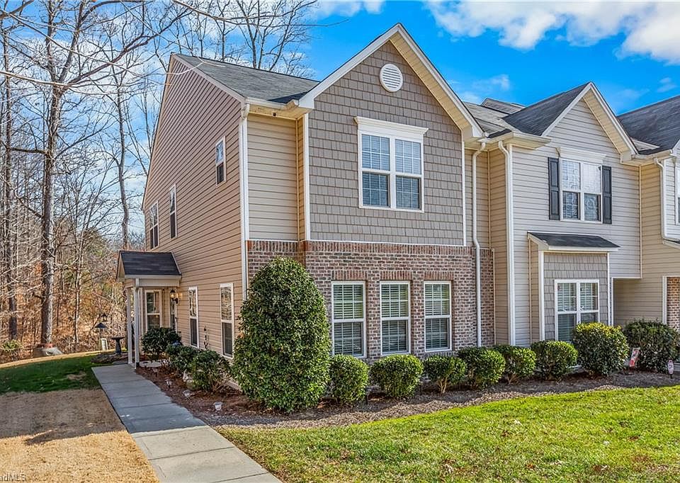 1st image of 460 Ridgebrooke Dr