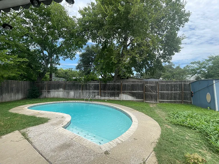 319 Bryn Mawr Dr — Photo 29