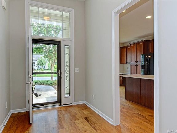5th image of 2243 Hartwell Ln