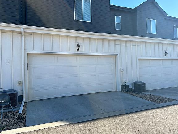 For Rent - $3,000/month (2 beds, 2 bath, 1,395 square feet)