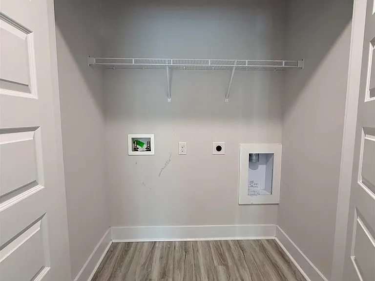 9469 Nature Creek Ln — Photo 24