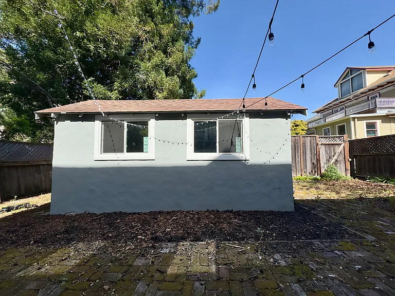 2211 Haste St — Photo 44