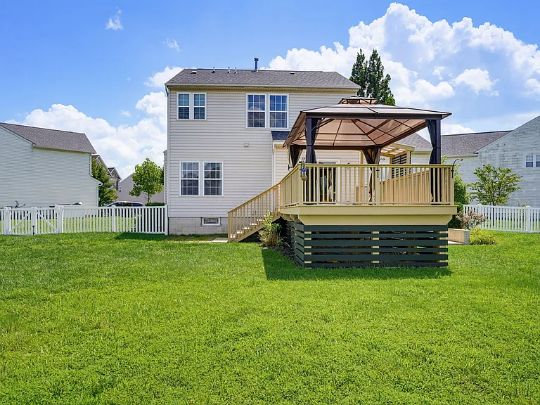 40 Milo Ct — Photo 58