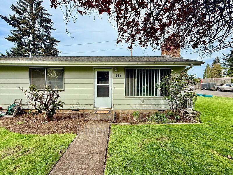 1st image of 714 SE 110th Ave