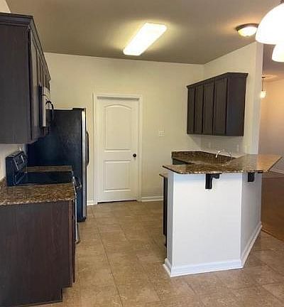4th image of 408 Saratoga Ct