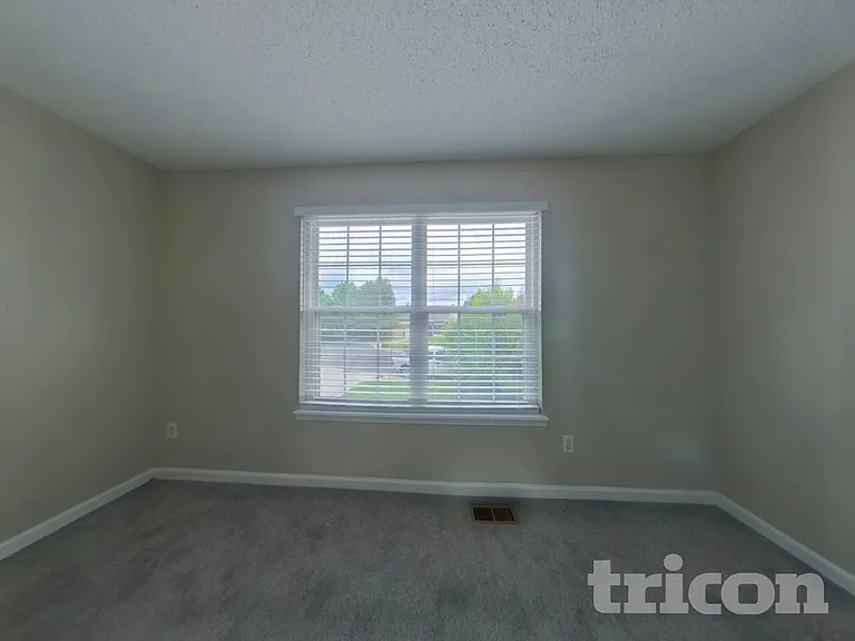 16890 Blue Mist Cir — Photo 5