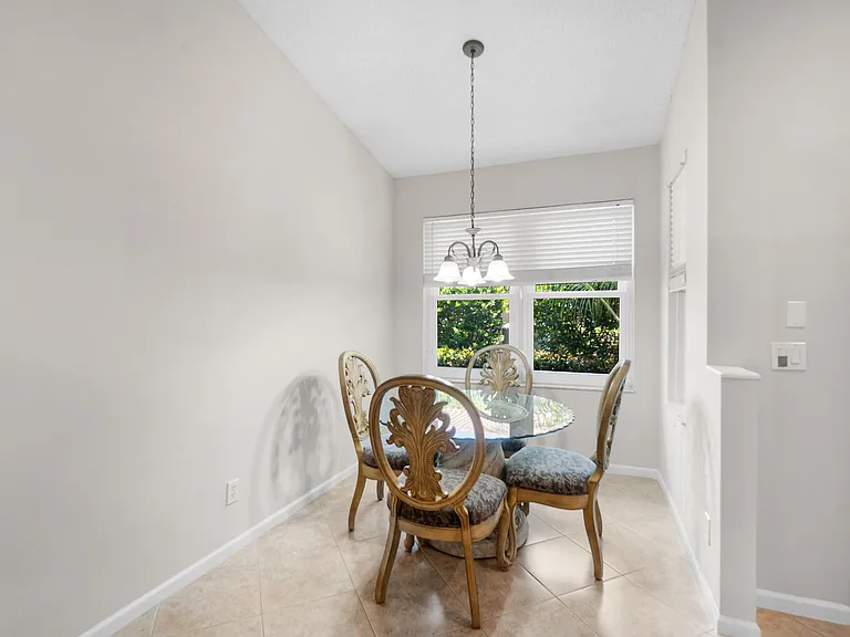 2473 S Coral Trace Cir — Photo 9