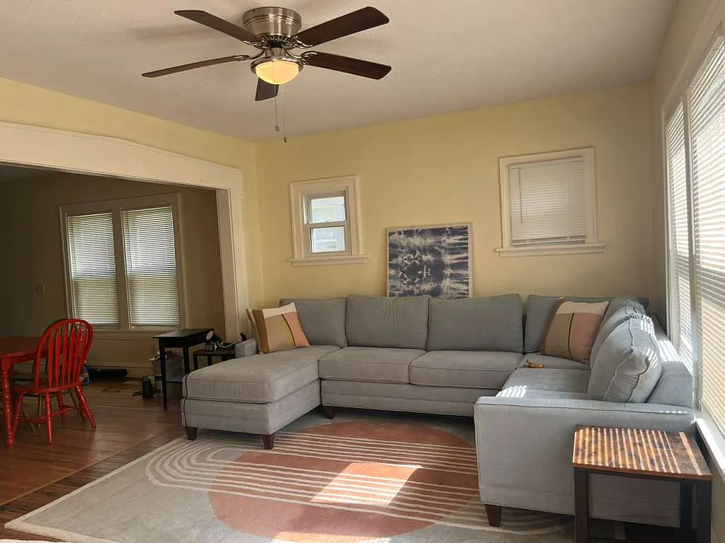 Bloomington Duplex Unti 1 — Photo 2