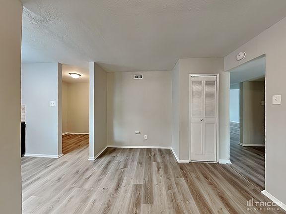5th image of 2813 Fern Glen Dr